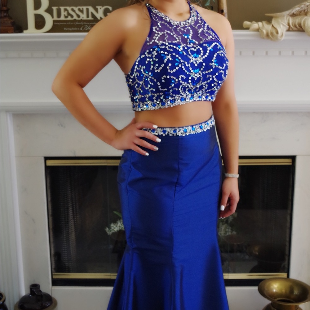 Prom dress
